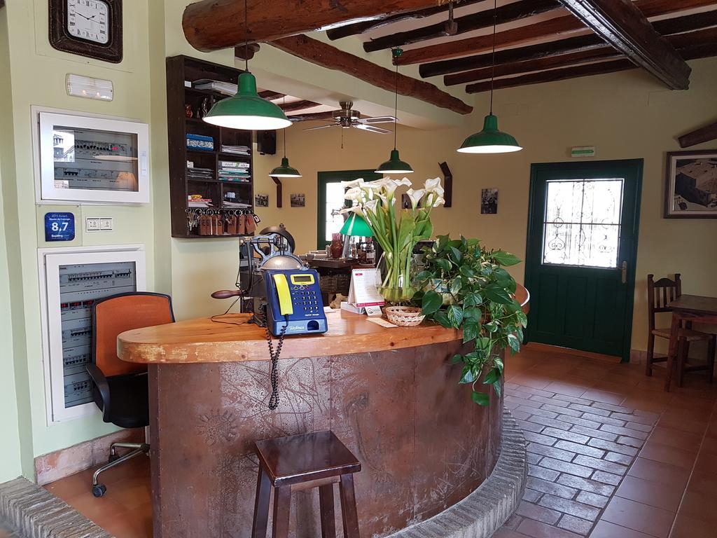 Colungo 科伦戈旅馆酒店 外观 照片